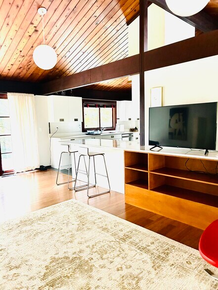 Living area - 16 Park Hill Ter