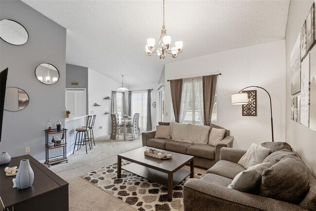 Building Photo - 4684 Pembrook Pl