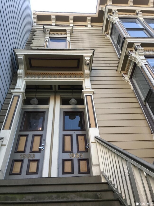 Building Photo - 1935 McAllister St