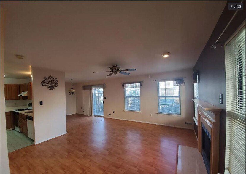 Building Photo - 412 Stonebridge Blvd