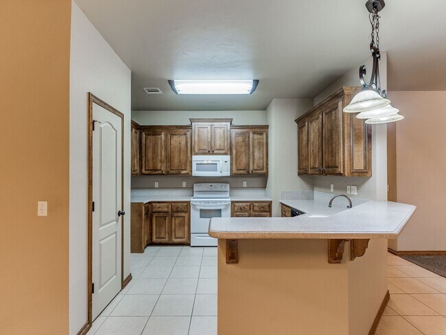 Building Photo - 2409 Kyle Robert Ln