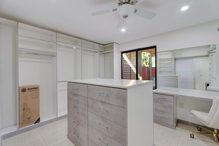 Building Photo - 14517 SW 98th Terrace