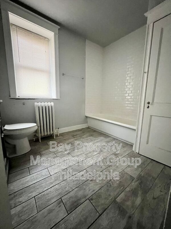 Building Photo - 510 Harper Ave