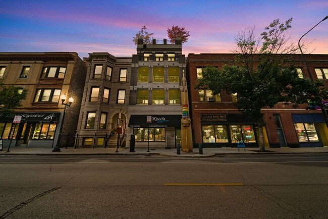 Building Photo - 3444 N Halsted St