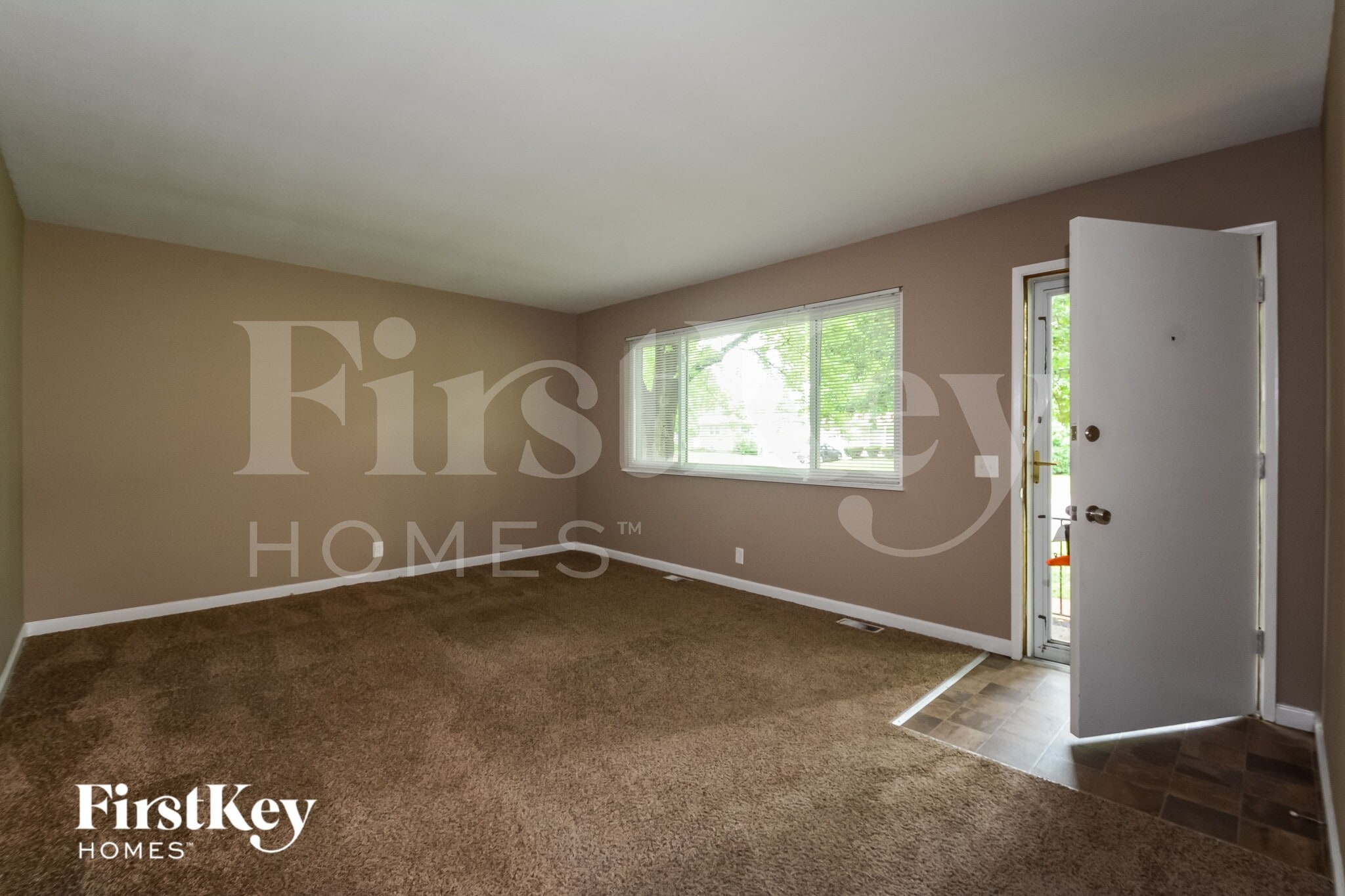 Building Photo - 400 Humes Ln