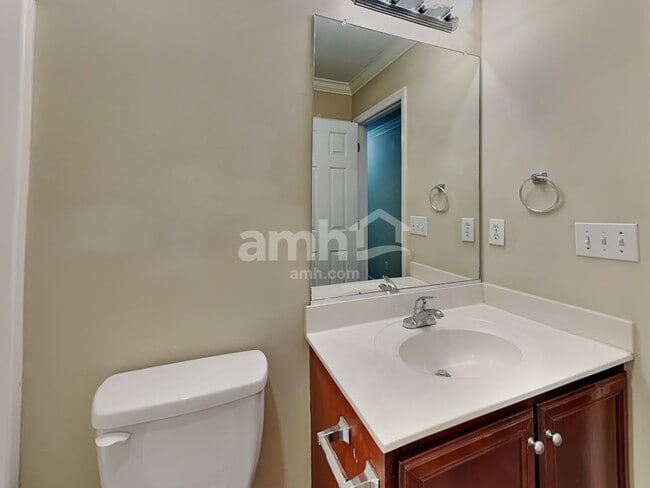 Building Photo - 3947 Hickswood Forest Ct