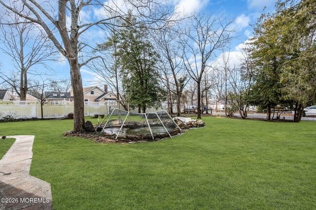 Building Photo - 501 Cable Ave