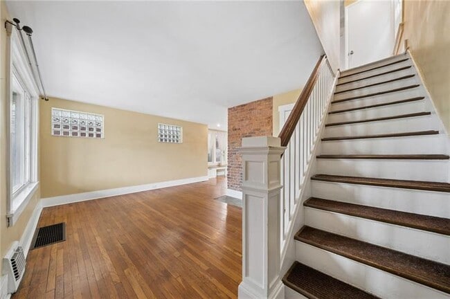 Building Photo - 1405 Morningside Ave