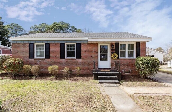 Building Photo - 5425 Silbert Rd