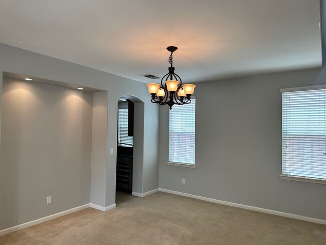 Building Photo - Spacious 4 Bed, 3 Bath House in Mountain House, CA