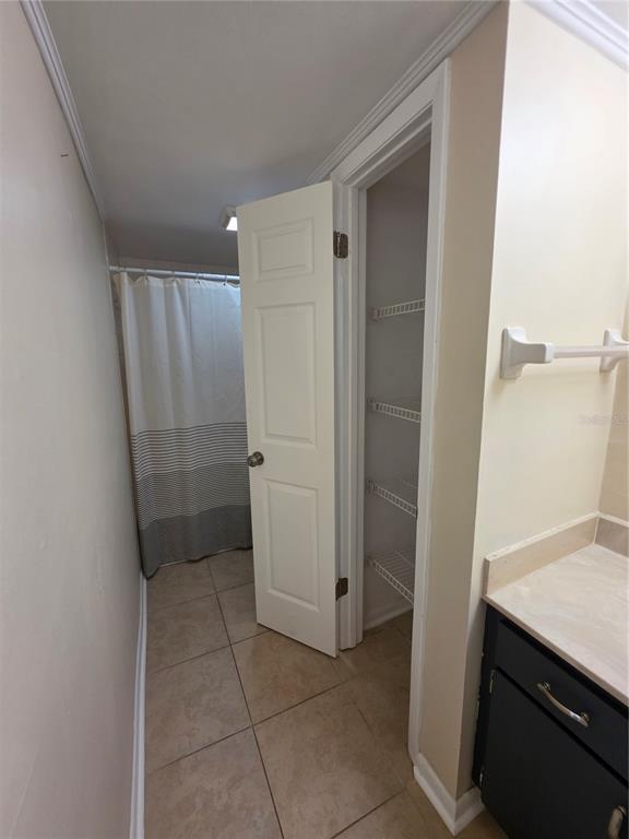 Building Photo - 3824 Saxon Dr