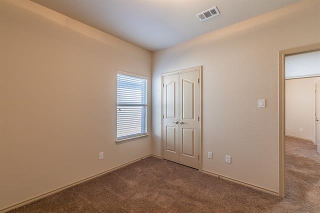 Building Photo - 10844 Irish Glen Trail