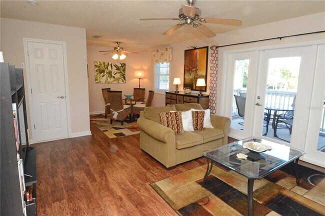 Building Photo - 3889 Pompano Dr SE