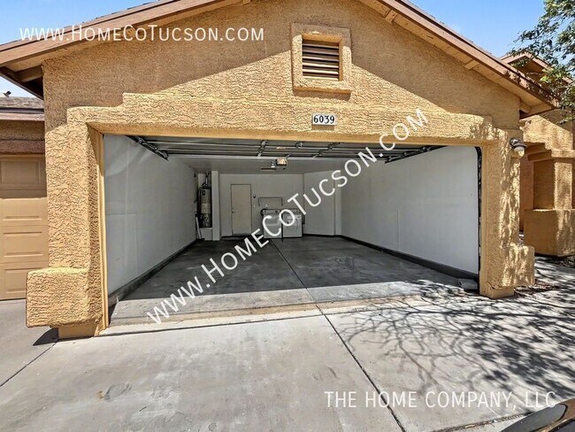Building Photo - 6039 S Avenida Las Monjas