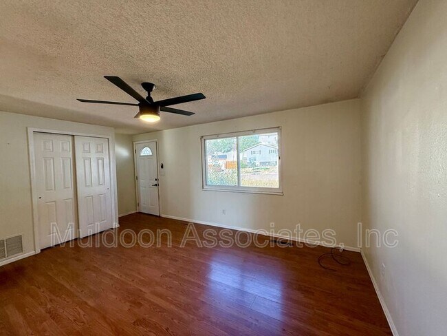 Building Photo - 1253 Nez Perce Dr