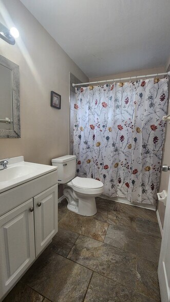 Primary Photo - 27715 Tennessee St