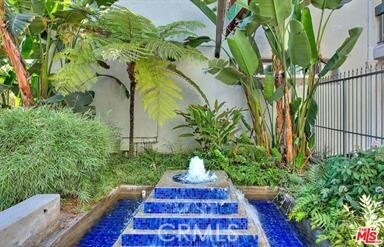 Building Photo - 4900 Overland Ave