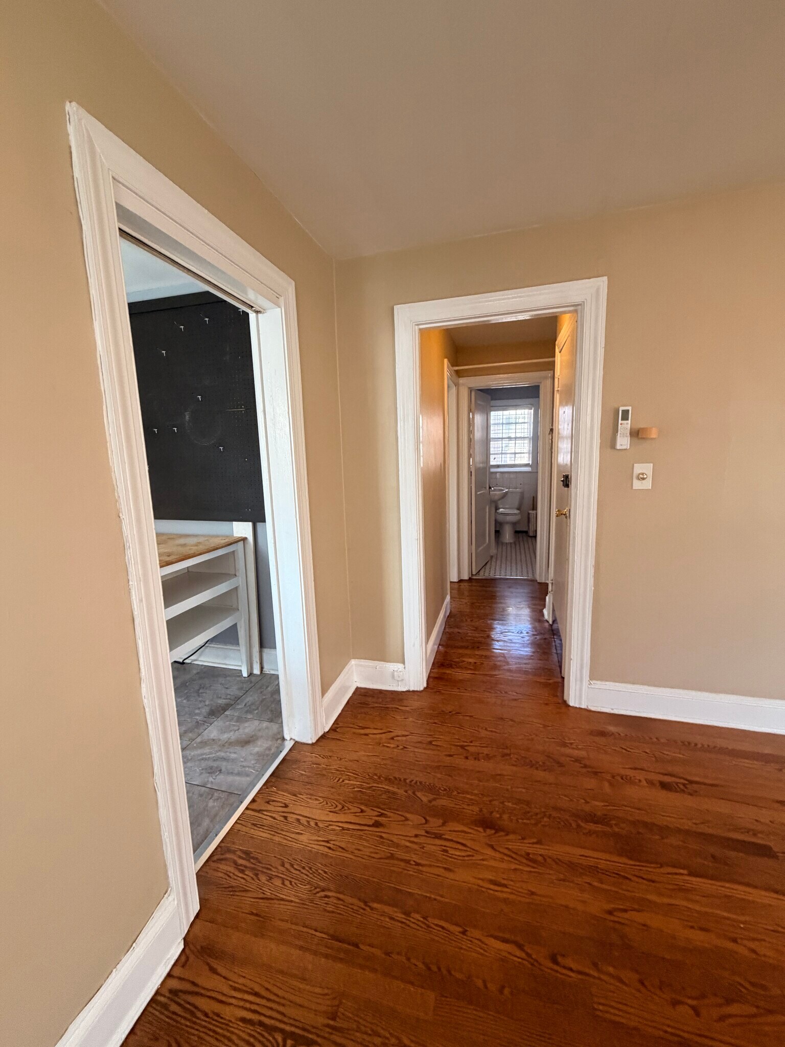 Building Photo - 8402 Flower Ave