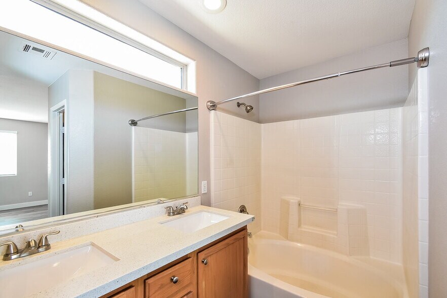 Building Photo - 9120 Spoonbill Ridge Pl