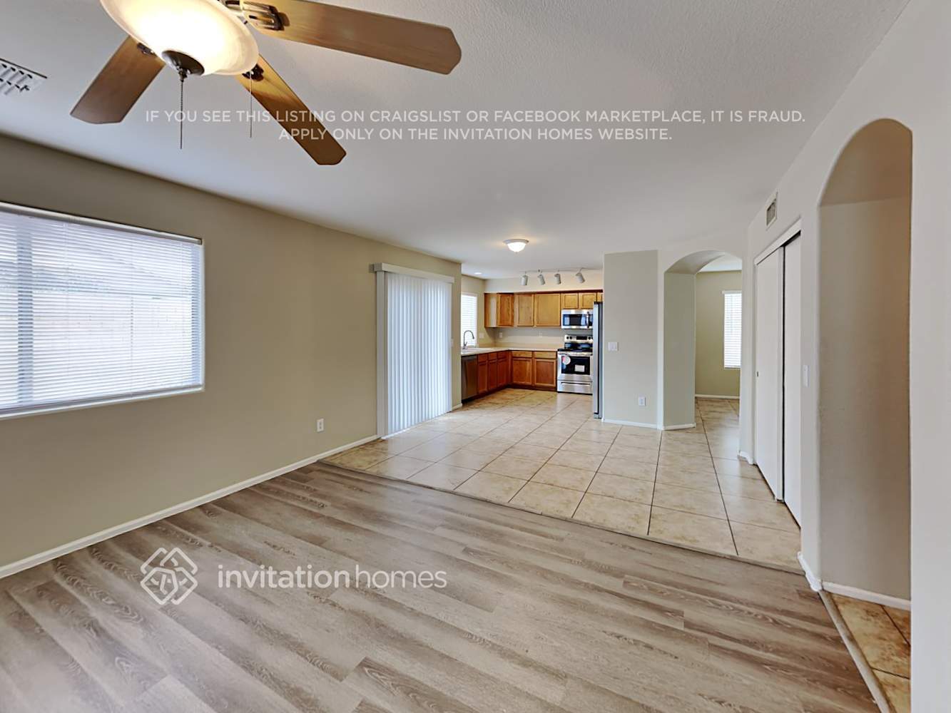 Building Photo - 16662 W Belleview St