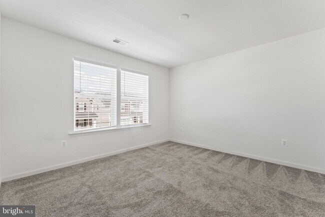 Building Photo - 5508 Redgum Ln