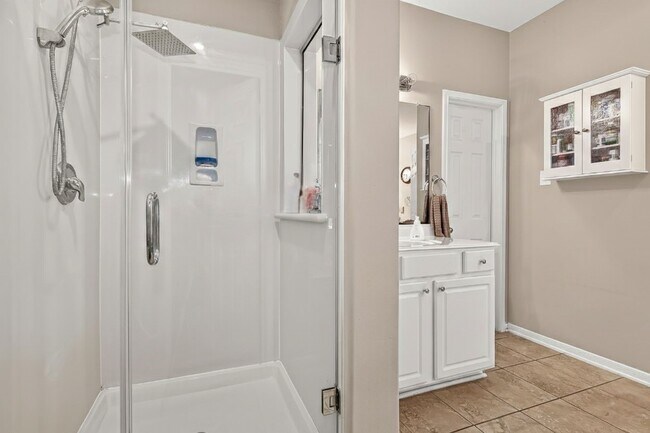 Building Photo - 6003 Dover Creek Ln