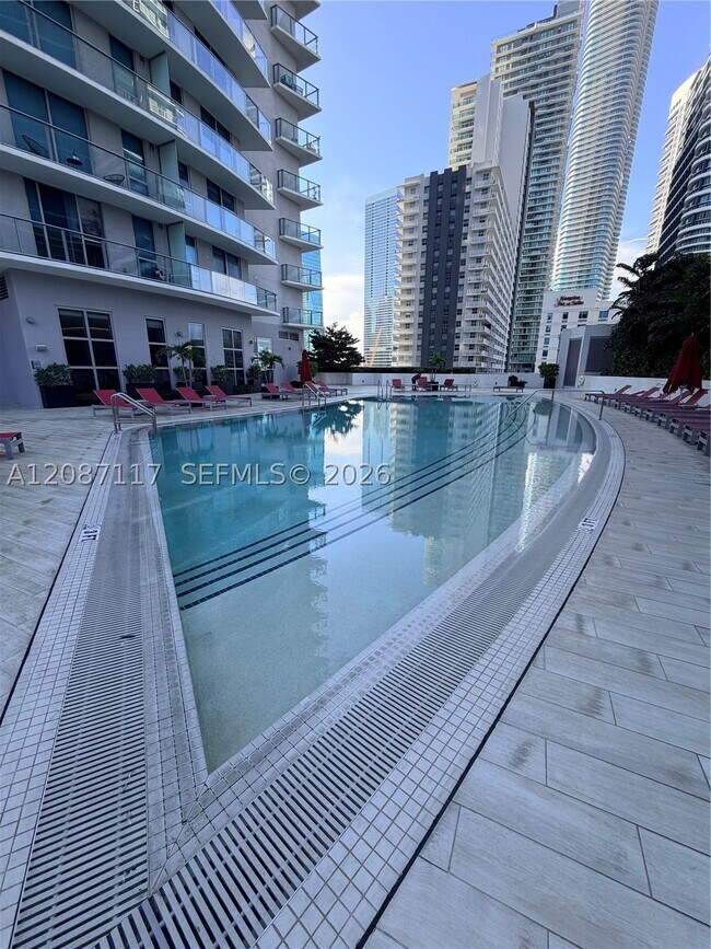 Building Photo - 1100 S Miami Ave