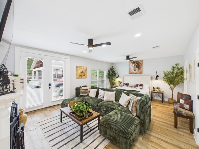 Building Photo - 5430 Havenwoods Dr