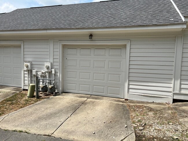 Building Photo - 12327 Carrigan Ct