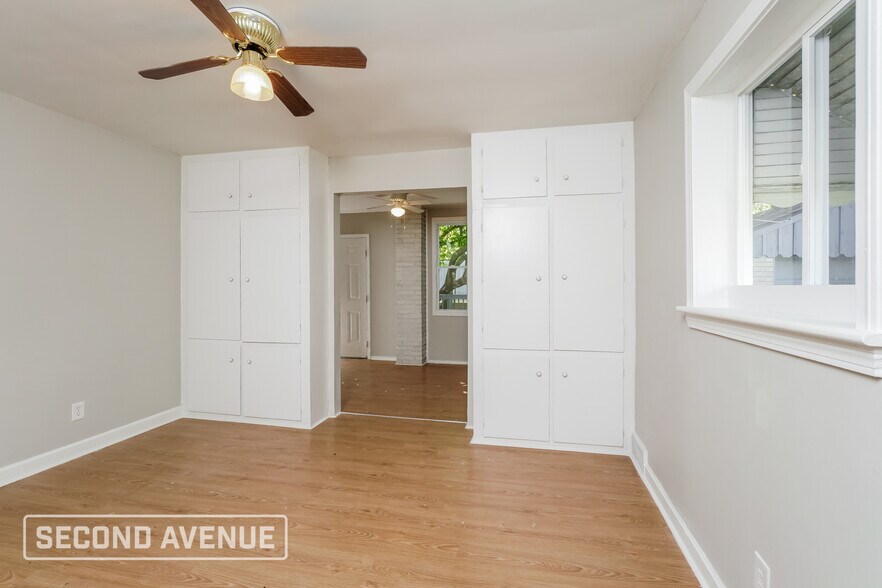 Building Photo - 2208 Plantation Dr