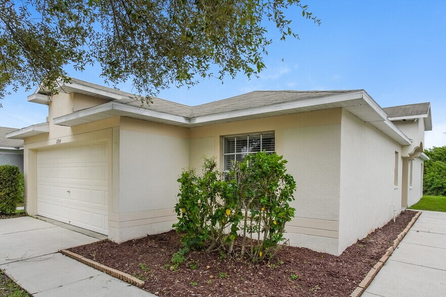 Building Photo - 12914 Fieldmoor Ct