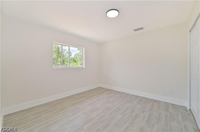 Building Photo - 4733 28th St SW