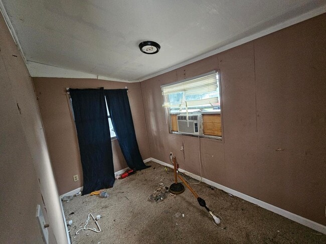 Building Photo - 920 Boardwalk Ln