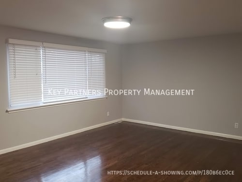 Building Photo - 503 Quincy Blvd