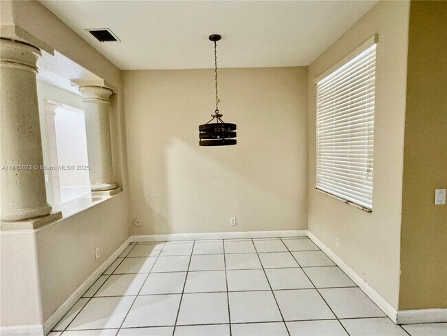 Building Photo - 1379 NW 166th Ave