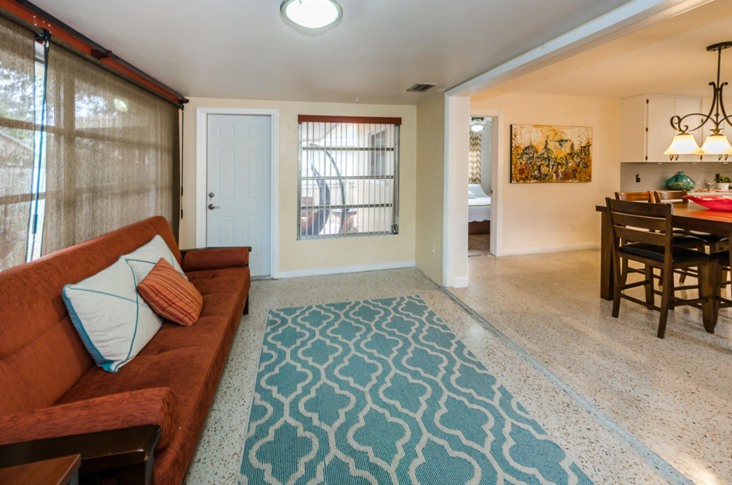 Building Photo - 245 Bel Forest Dr