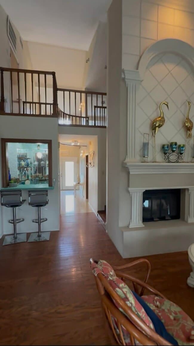 Building Photo - 3110 Jacaranda Dr