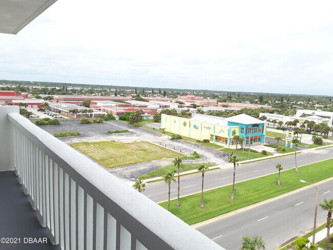 Building Photo - 2800 N Atlantic Ave