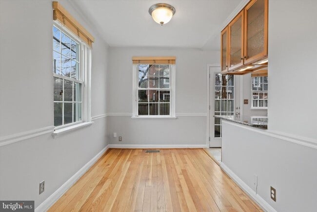 Building Photo - 3263 S Stafford St