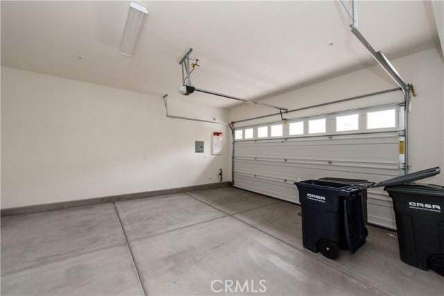 Building Photo - 25 Torosa