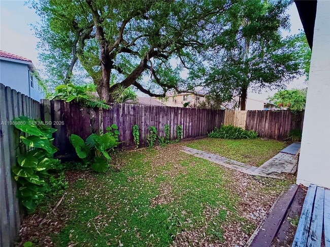 Building Photo - 3911 Farragut St