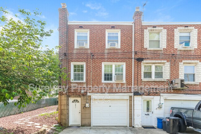 Building Photo - 241 Westpark Ln