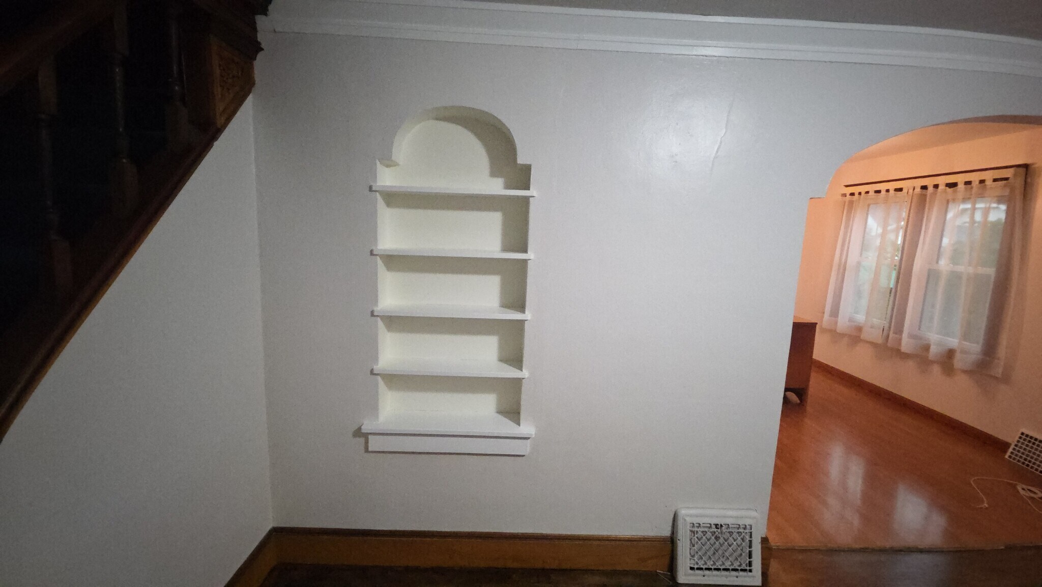 Building Photo - 2412 E Ohio Ave