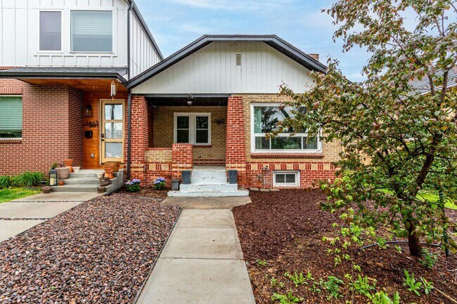 Building Photo - 1463L Dahlia St