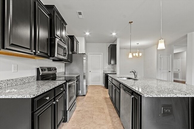 Building Photo - 292 Abercorn Dr