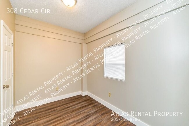 Building Photo - 308 Cedar Cir