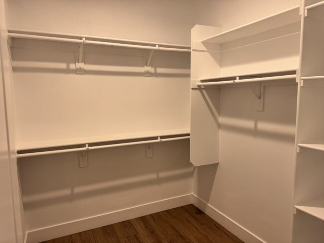 Building Photo - 10367 9th Ave