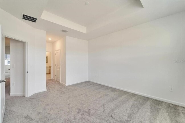 Building Photo - 392 Nine Iron Dr