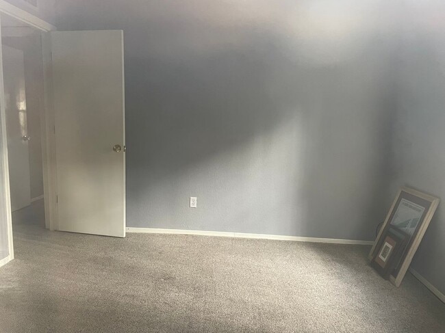 Building Photo - 213 White Mountain Meadows Dr