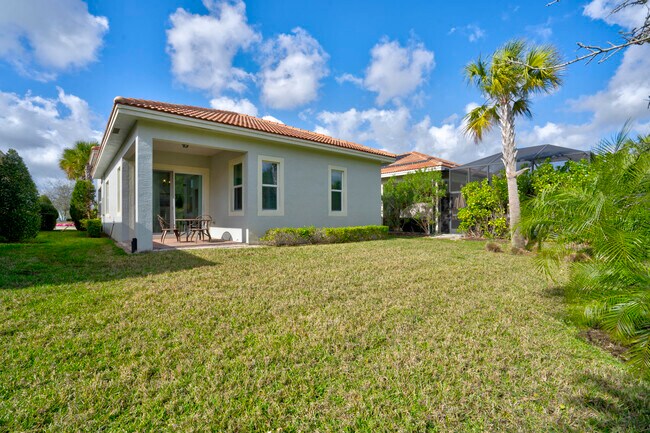 Building Photo - 11293 SW Visconti Way